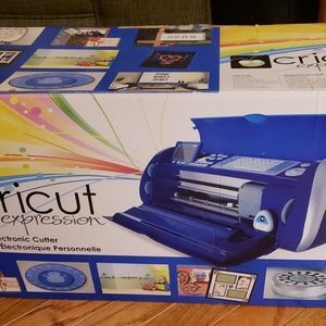 Cricut Expressions